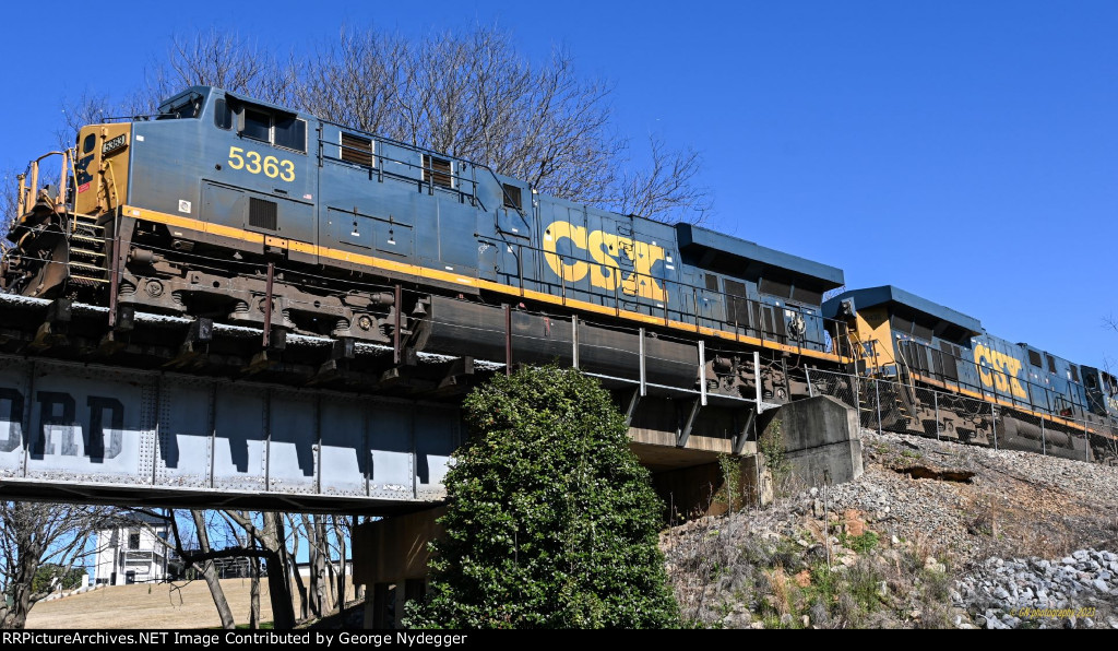 CSX 5363 & 5435 shunting cars